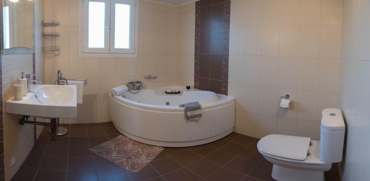Villa Epavlis Haraki Ngoại thất bức ảnh